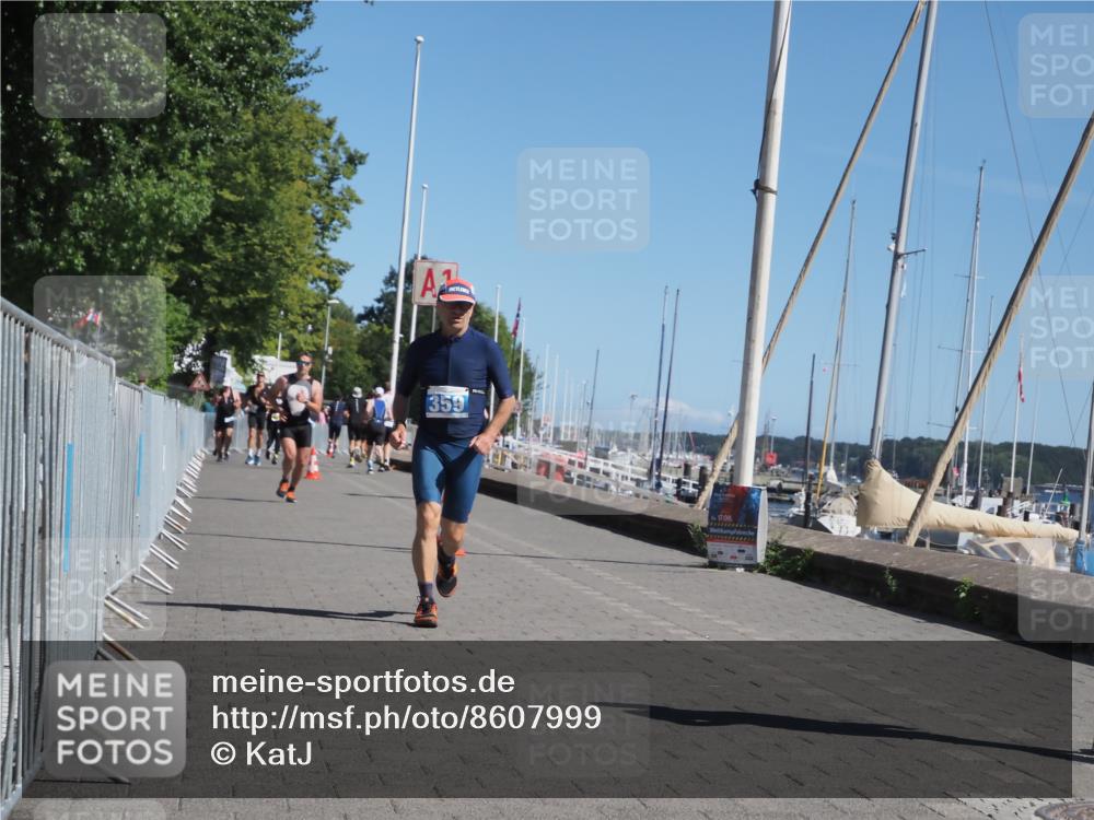 17.08.2025 - KN Förde Triathlon 2025 KatJ http://msf.ph/oto/8607999 17.08.2025 12:01:38 Laufen 343, 359 meine-sportfotos.de