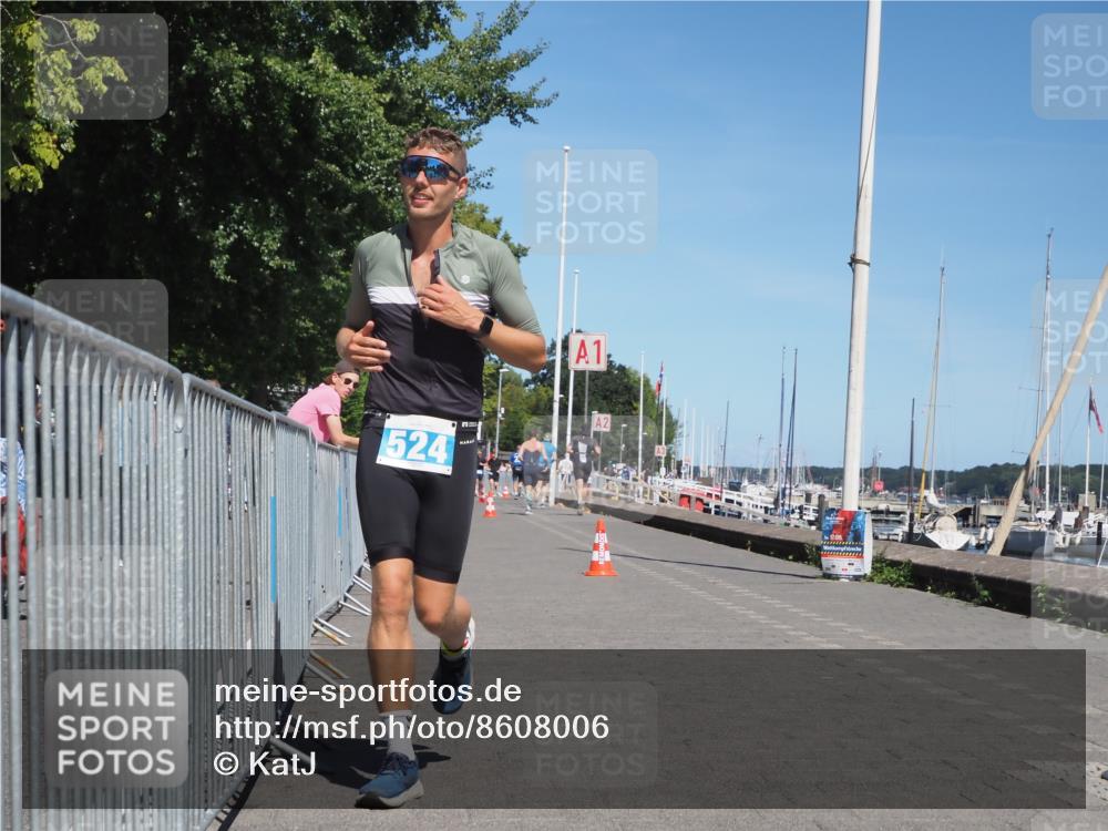 17.08.2025 - KN Förde Triathlon 2025 KatJ http://msf.ph/oto/8608006 17.08.2025 13:55:14 Laufen 524 meine-sportfotos.de