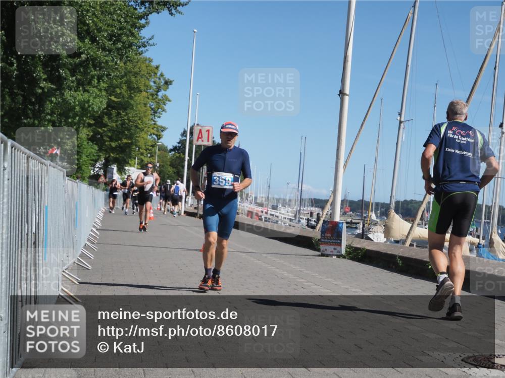 17.08.2025 - KN Förde Triathlon 2025 KatJ http://msf.ph/oto/8608017 17.08.2025 12:01:38 Laufen 343, 359 meine-sportfotos.de