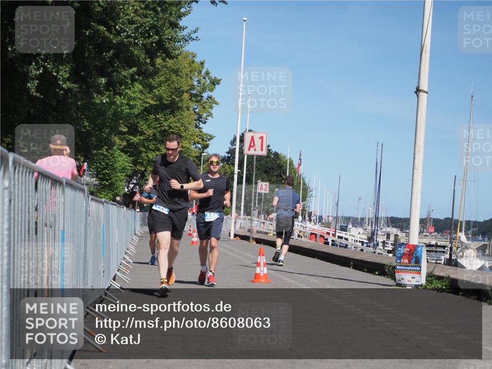 17.08.2025 - KN Förde Triathlon 2025 KatJ http://msf.ph/oto/8608063 17.08.2025 13:55:39 Laufen 448, 486, 505 meine-sportfotos.de