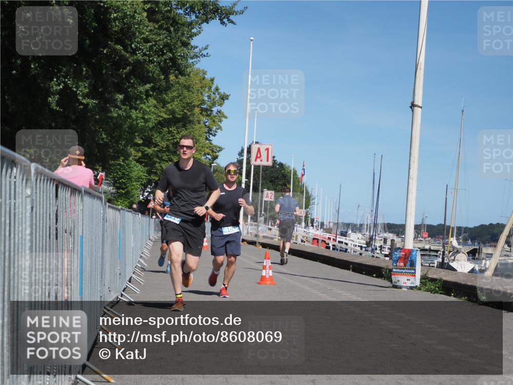 17.08.2025 - KN Förde Triathlon 2025 KatJ http://msf.ph/oto/8608069 17.08.2025 13:55:40 Laufen 448, 486, 505 meine-sportfotos.de