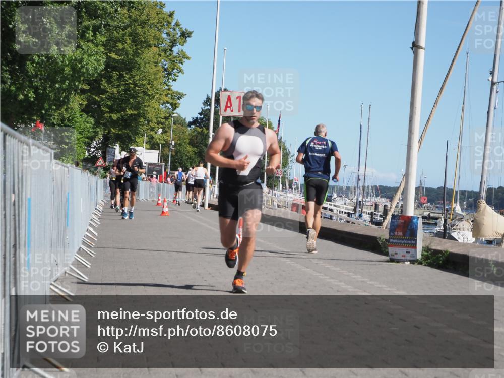 17.08.2025 - KN Förde Triathlon 2025 KatJ http://msf.ph/oto/8608075 17.08.2025 12:01:43 Laufen 343, 359 meine-sportfotos.de