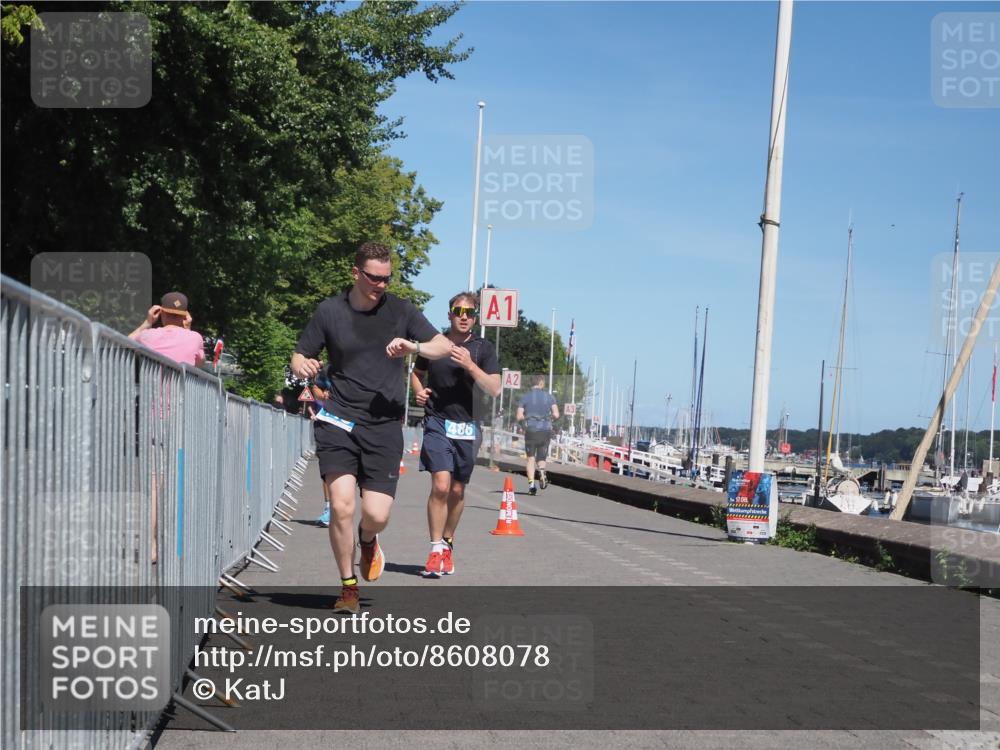 17.08.2025 - KN Förde Triathlon 2025 KatJ http://msf.ph/oto/8608078 17.08.2025 13:55:41 Laufen 448, 486, 505 meine-sportfotos.de