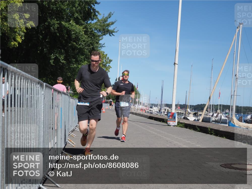 17.08.2025 - KN Förde Triathlon 2025 KatJ http://msf.ph/oto/8608086 17.08.2025 13:55:42 Laufen 448, 486, 505 meine-sportfotos.de