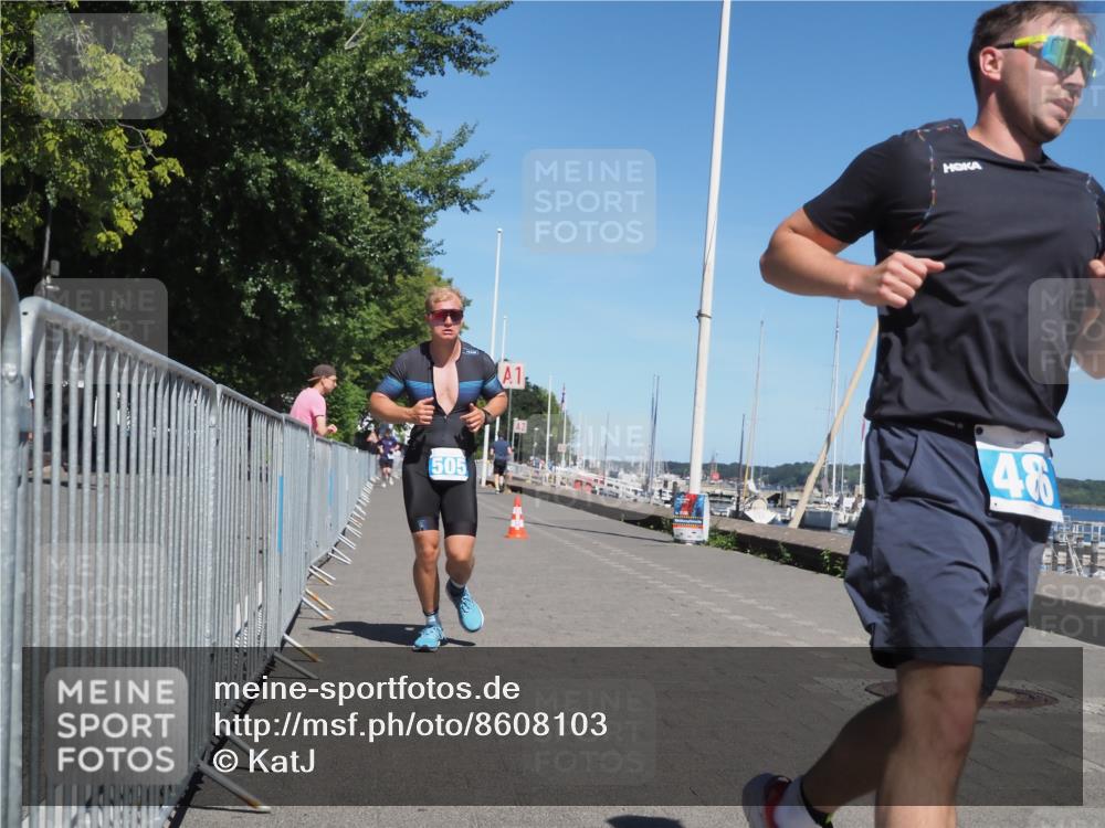 17.08.2025 - KN Förde Triathlon 2025 KatJ http://msf.ph/oto/8608103 17.08.2025 13:55:45 Laufen 448, 486, 505 meine-sportfotos.de