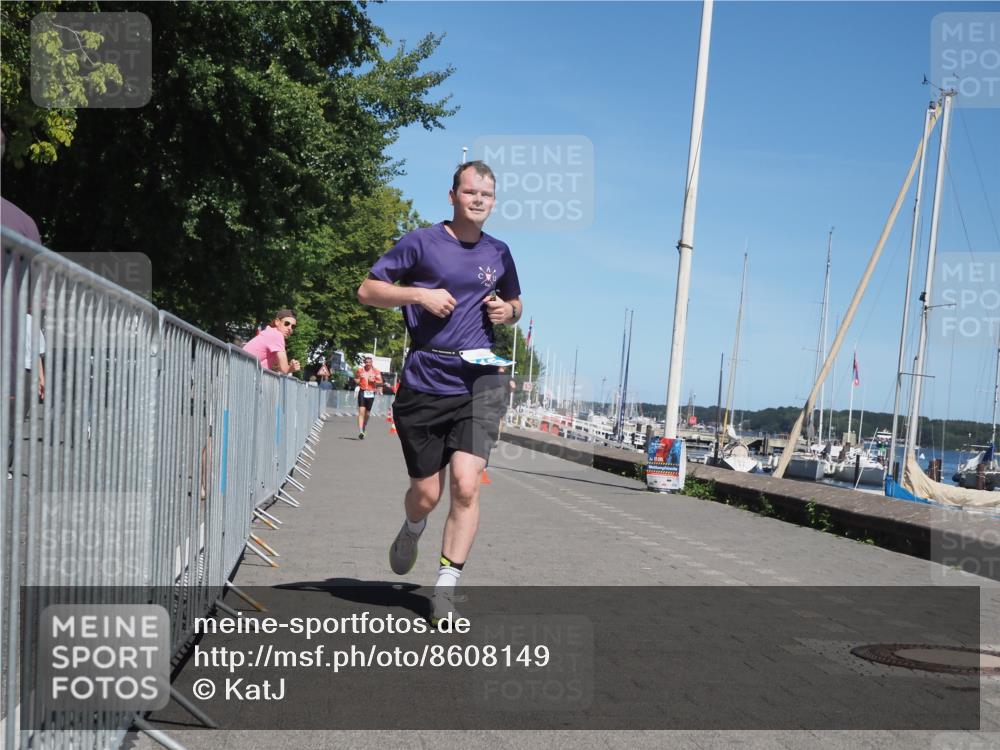17.08.2025 - KN Förde Triathlon 2025 KatJ http://msf.ph/oto/8608149 17.08.2025 13:56:01 Laufen 515, 522 meine-sportfotos.de