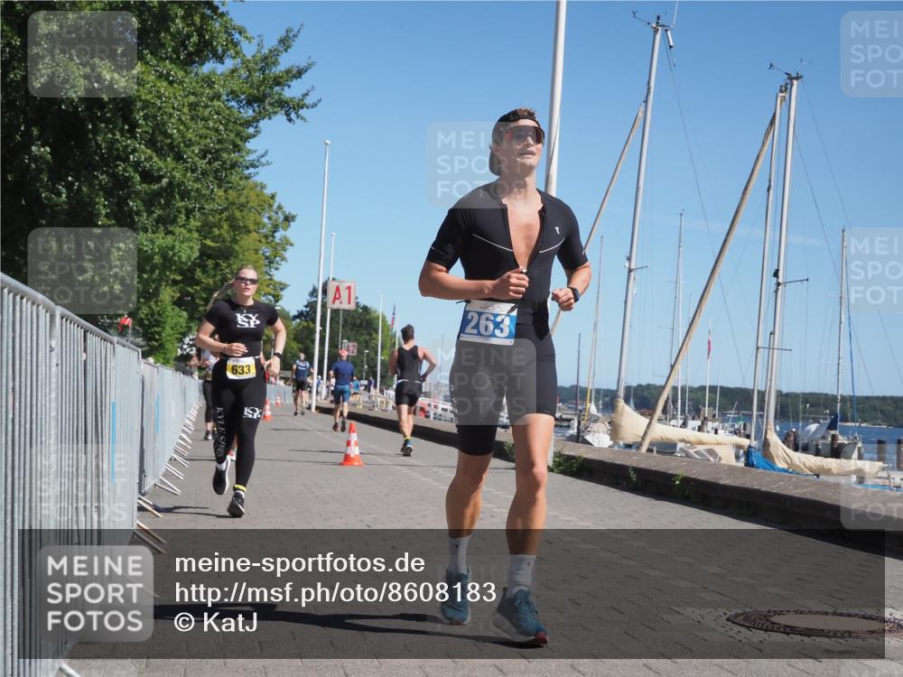 17.08.2025 - KN Förde Triathlon 2025 KatJ http://msf.ph/oto/8608183 17.08.2025 12:01:54 Laufen 263, 294, 379, 633 meine-sportfotos.de