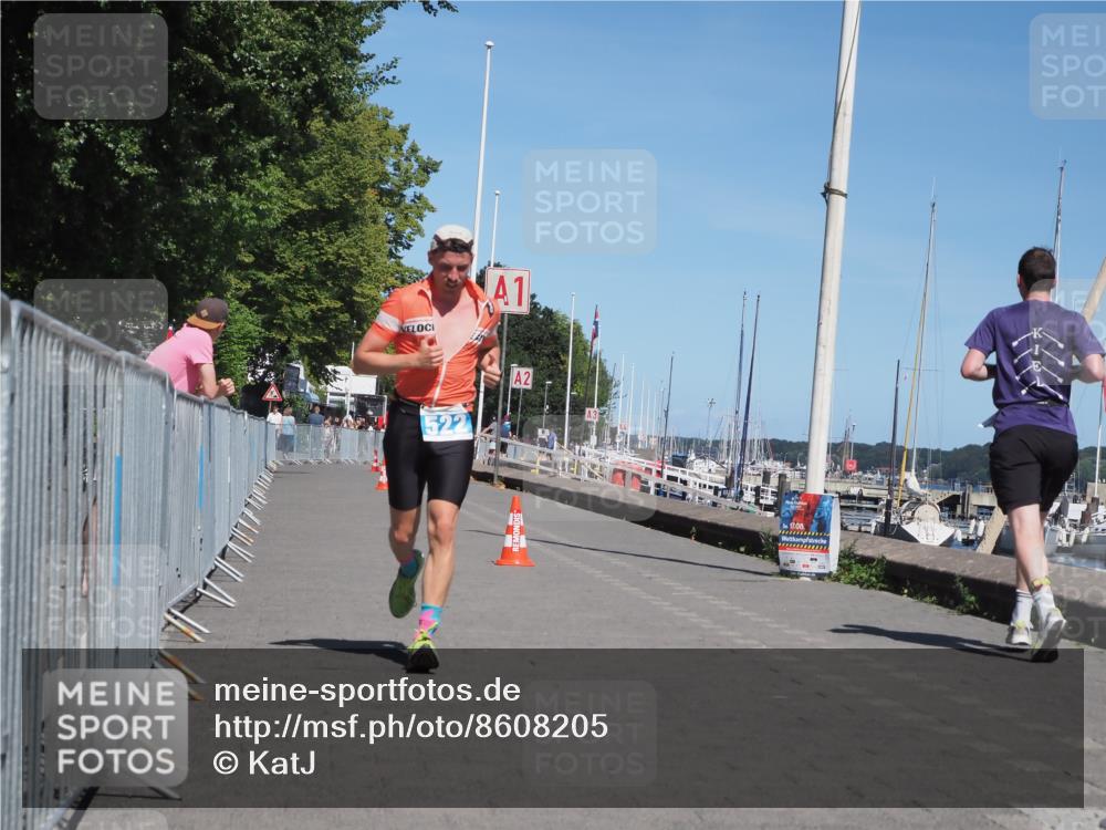 17.08.2025 - KN Förde Triathlon 2025 KatJ http://msf.ph/oto/8608205 17.08.2025 13:56:08 Laufen 522 meine-sportfotos.de