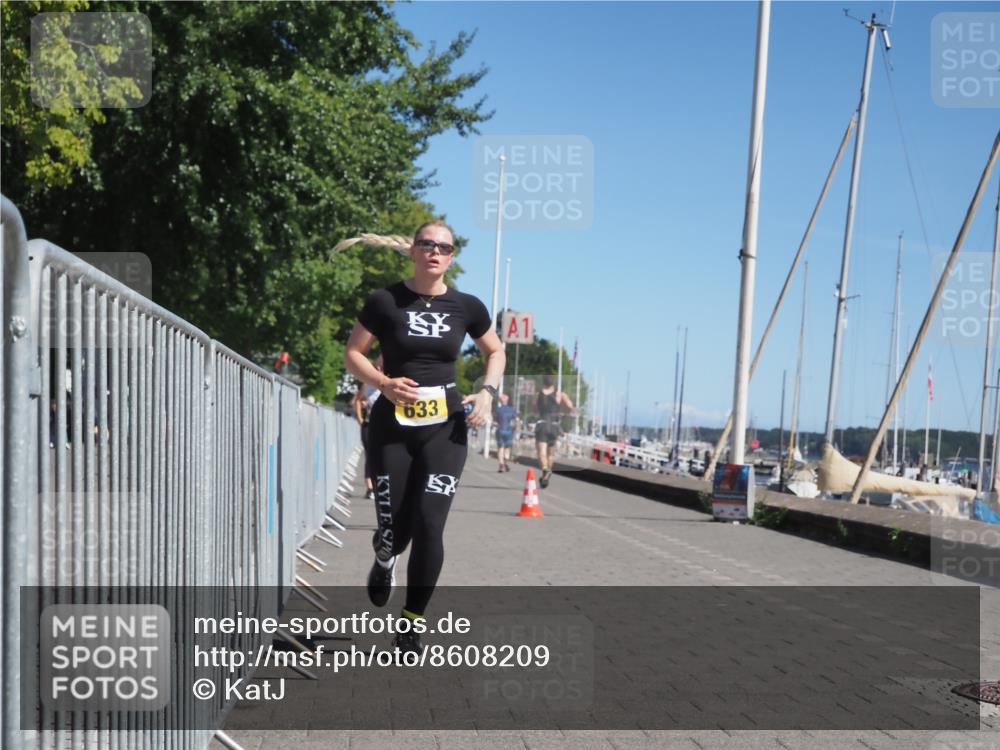17.08.2025 - KN Förde Triathlon 2025 KatJ http://msf.ph/oto/8608209 17.08.2025 12:01:55 Laufen 263, 294, 379, 611, 633 meine-sportfotos.de