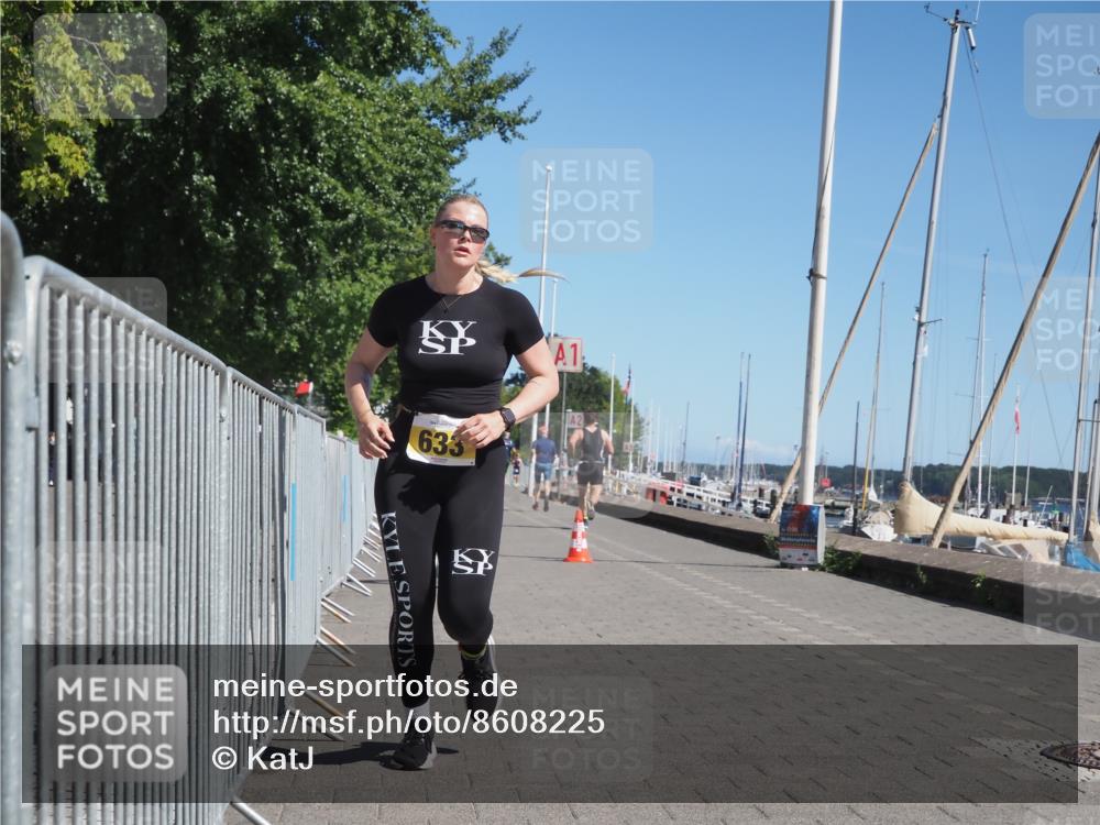 17.08.2025 - KN Förde Triathlon 2025 KatJ http://msf.ph/oto/8608225 17.08.2025 12:01:56 Laufen 263, 294, 379, 611, 633 meine-sportfotos.de