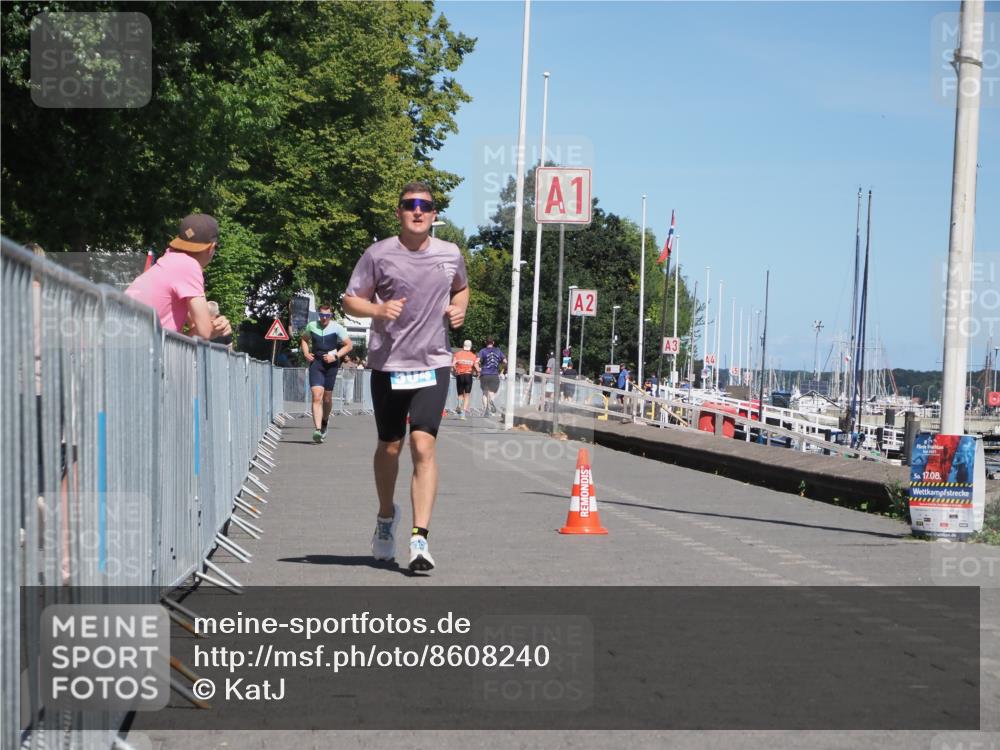 17.08.2025 - KN Förde Triathlon 2025 KatJ http://msf.ph/oto/8608240 17.08.2025 13:56:32 Laufen 504 meine-sportfotos.de