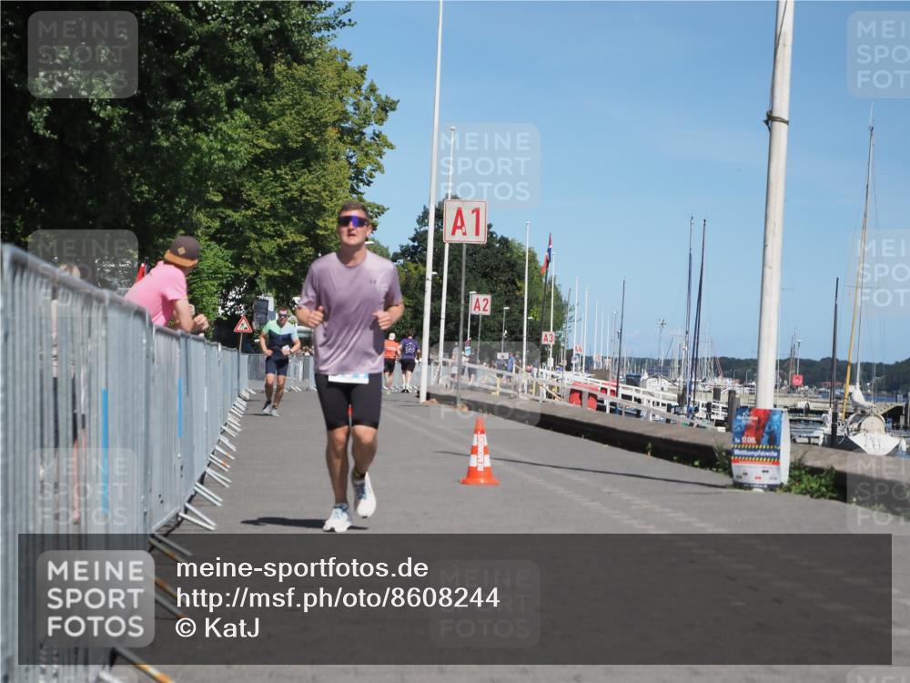 17.08.2025 - KN Förde Triathlon 2025 KatJ http://msf.ph/oto/8608244 17.08.2025 13:56:32 Laufen 504 meine-sportfotos.de
