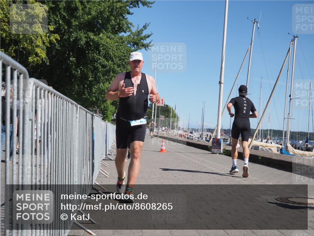 17.08.2025 - KN Förde Triathlon 2025 KatJ http://msf.ph/oto/8608265 17.08.2025 12:02:00 Laufen 294, 379, 611 meine-sportfotos.de