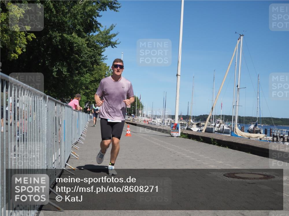 17.08.2025 - KN Förde Triathlon 2025 KatJ http://msf.ph/oto/8608271 17.08.2025 13:56:35 Laufen 504 meine-sportfotos.de
