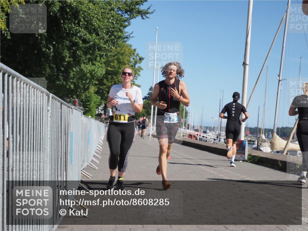 17.08.2025 - KN Förde Triathlon 2025 KatJ http://msf.ph/oto/8608285 17.08.2025 12:02:02 Laufen 294, 379, 611 meine-sportfotos.de