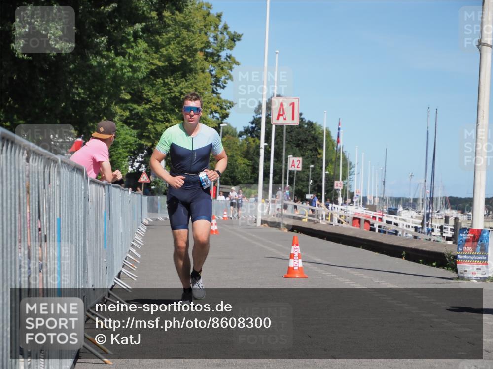 17.08.2025 - KN Förde Triathlon 2025 KatJ http://msf.ph/oto/8608300 17.08.2025 13:56:42 Laufen 506 meine-sportfotos.de