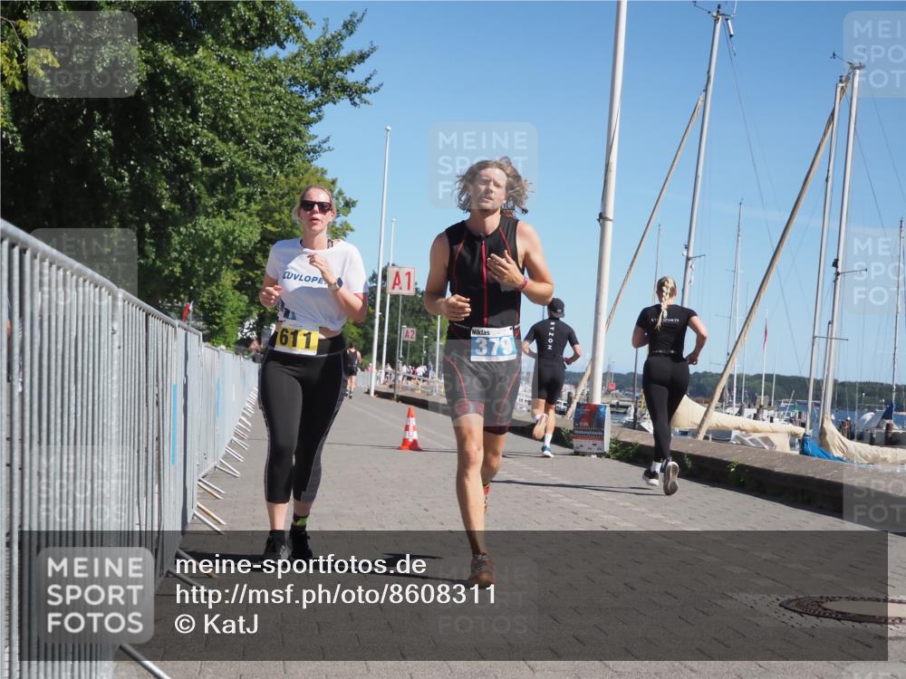17.08.2025 - KN Förde Triathlon 2025 KatJ http://msf.ph/oto/8608311 17.08.2025 12:02:02 Laufen 294, 379, 611 meine-sportfotos.de