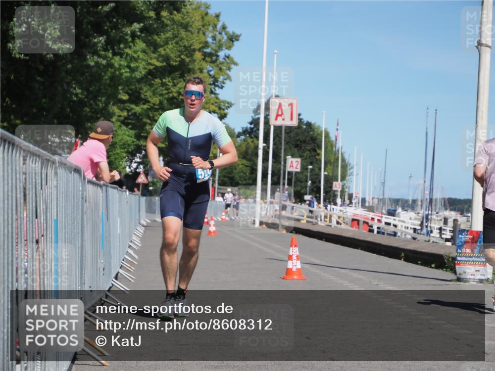 17.08.2025 - KN Förde Triathlon 2025 KatJ http://msf.ph/oto/8608312 17.08.2025 13:56:42 Laufen 506 meine-sportfotos.de