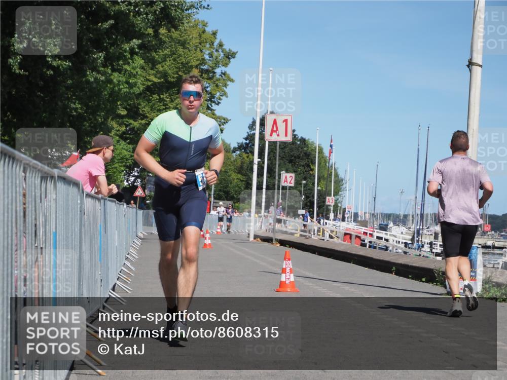 17.08.2025 - KN Förde Triathlon 2025 KatJ http://msf.ph/oto/8608315 17.08.2025 13:56:43 Laufen 506 meine-sportfotos.de