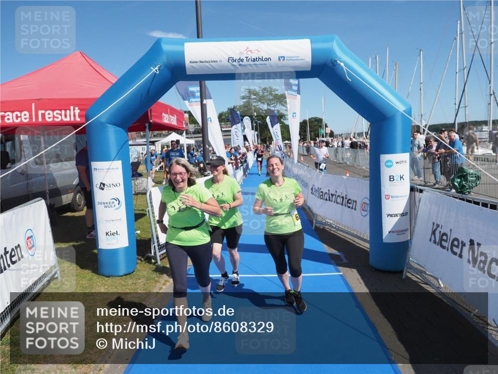 17.08.2025 - KN Förde Triathlon 2025 MichiJ http://msf.ph/oto/8608329 17.08.2025 12:29:49 Laufen 332, 634 meine-sportfotos.de