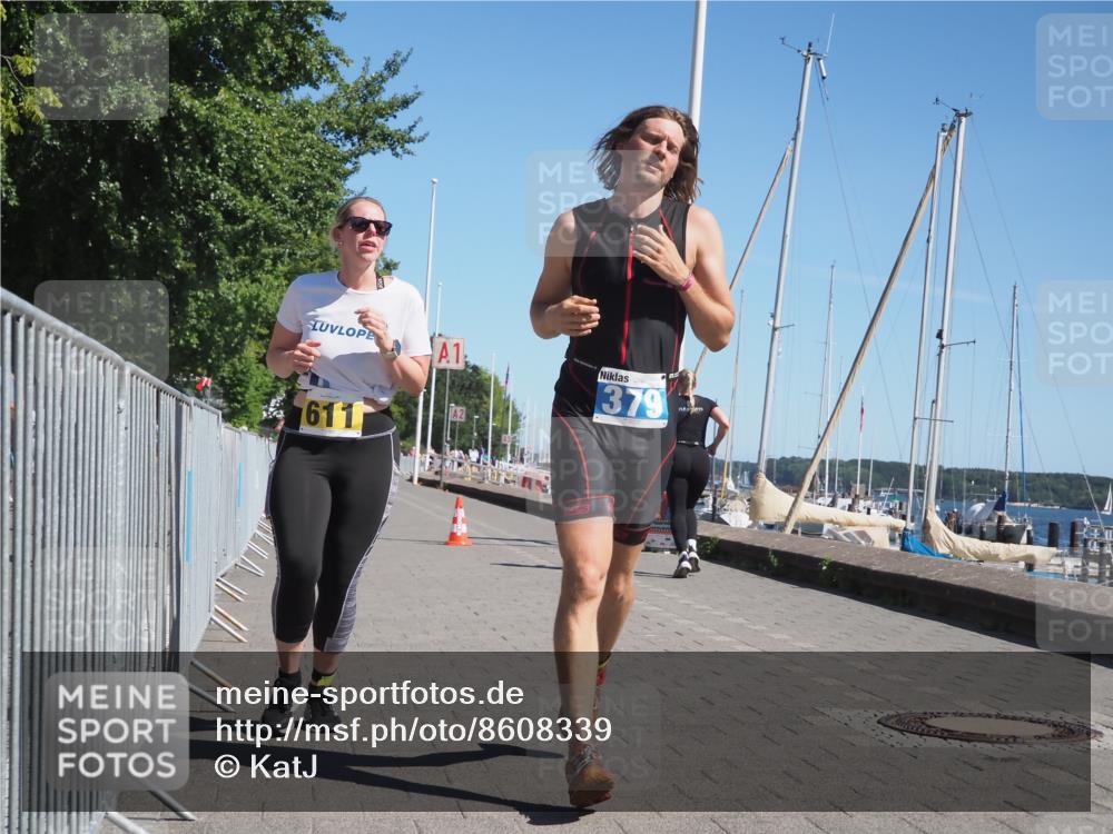 17.08.2025 - KN Förde Triathlon 2025 KatJ http://msf.ph/oto/8608339 17.08.2025 12:02:03 Laufen 294, 341, 379, 611 meine-sportfotos.de