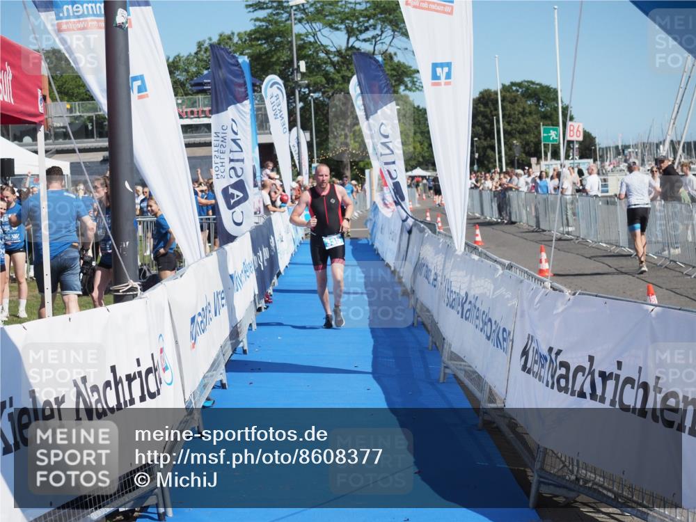 17.08.2025 - KN Förde Triathlon 2025 MichiJ http://msf.ph/oto/8608377 17.08.2025 12:27:11 Laufen 335 meine-sportfotos.de