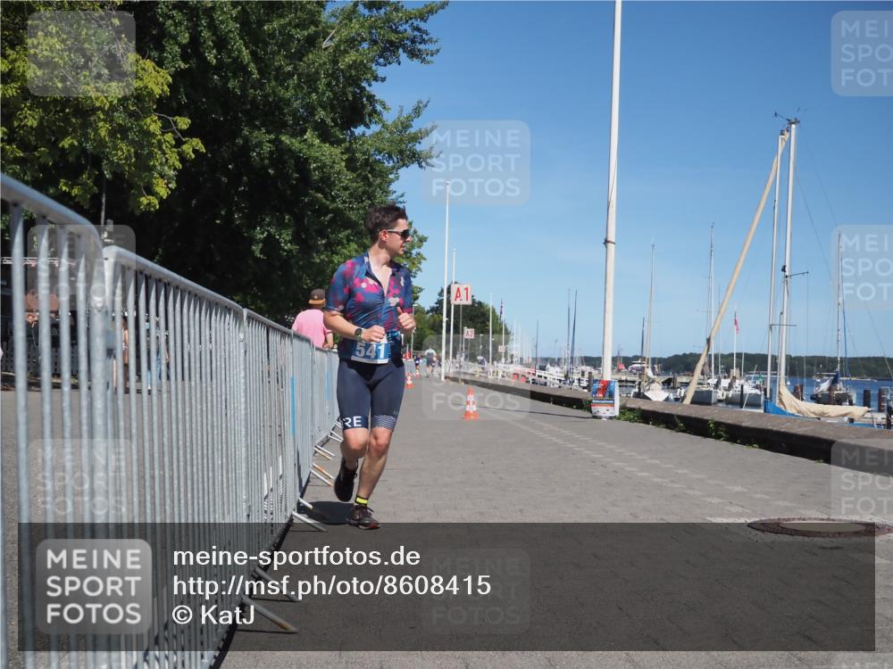 17.08.2025 - KN Förde Triathlon 2025 KatJ http://msf.ph/oto/8608415 17.08.2025 13:57:12 Laufen 541 meine-sportfotos.de