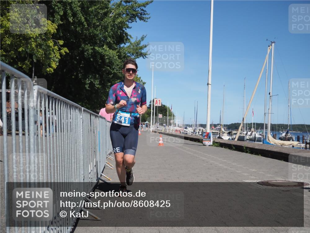 17.08.2025 - KN Förde Triathlon 2025 KatJ http://msf.ph/oto/8608425 17.08.2025 13:57:12 Laufen 541 meine-sportfotos.de