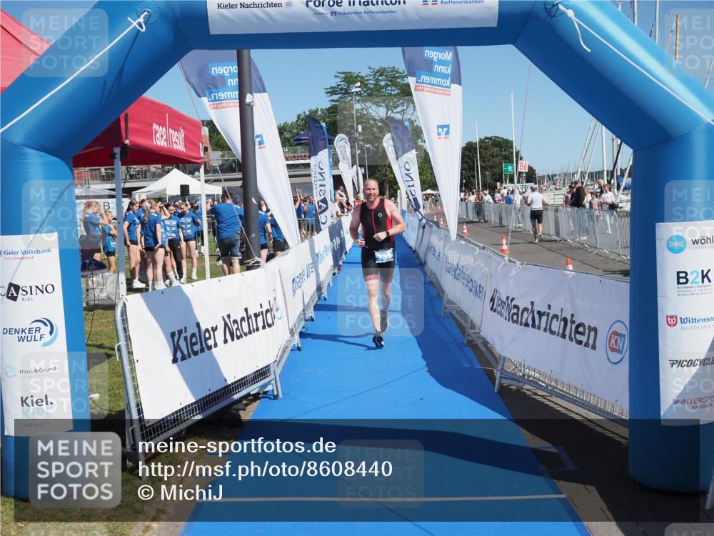 17.08.2025 - KN Förde Triathlon 2025 MichiJ http://msf.ph/oto/8608440 17.08.2025 12:27:13 Laufen 335 meine-sportfotos.de