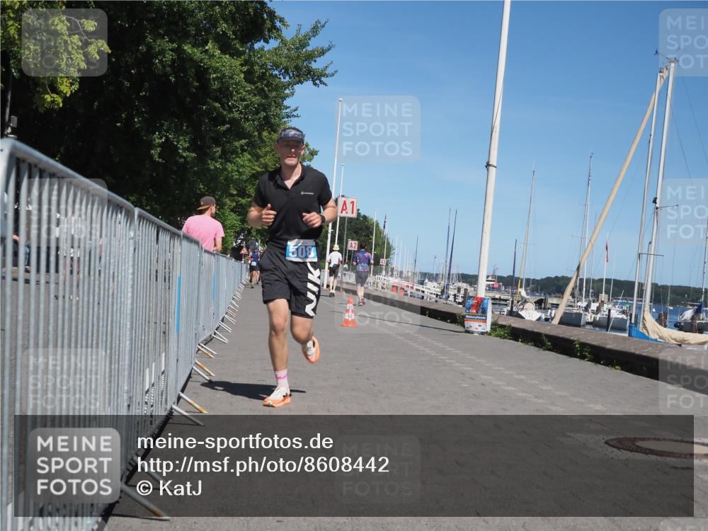 17.08.2025 - KN Förde Triathlon 2025 KatJ http://msf.ph/oto/8608442 17.08.2025 13:57:24 Laufen 508 meine-sportfotos.de