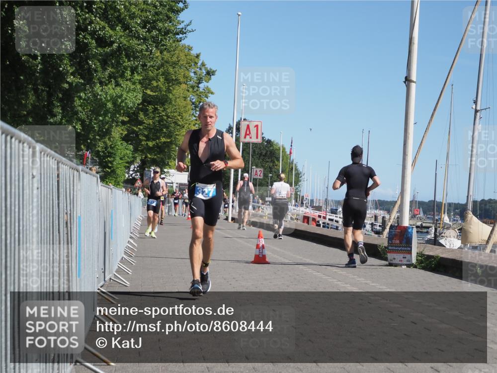17.08.2025 - KN Förde Triathlon 2025 KatJ http://msf.ph/oto/8608444 17.08.2025 12:02:20 Laufen 327 meine-sportfotos.de
