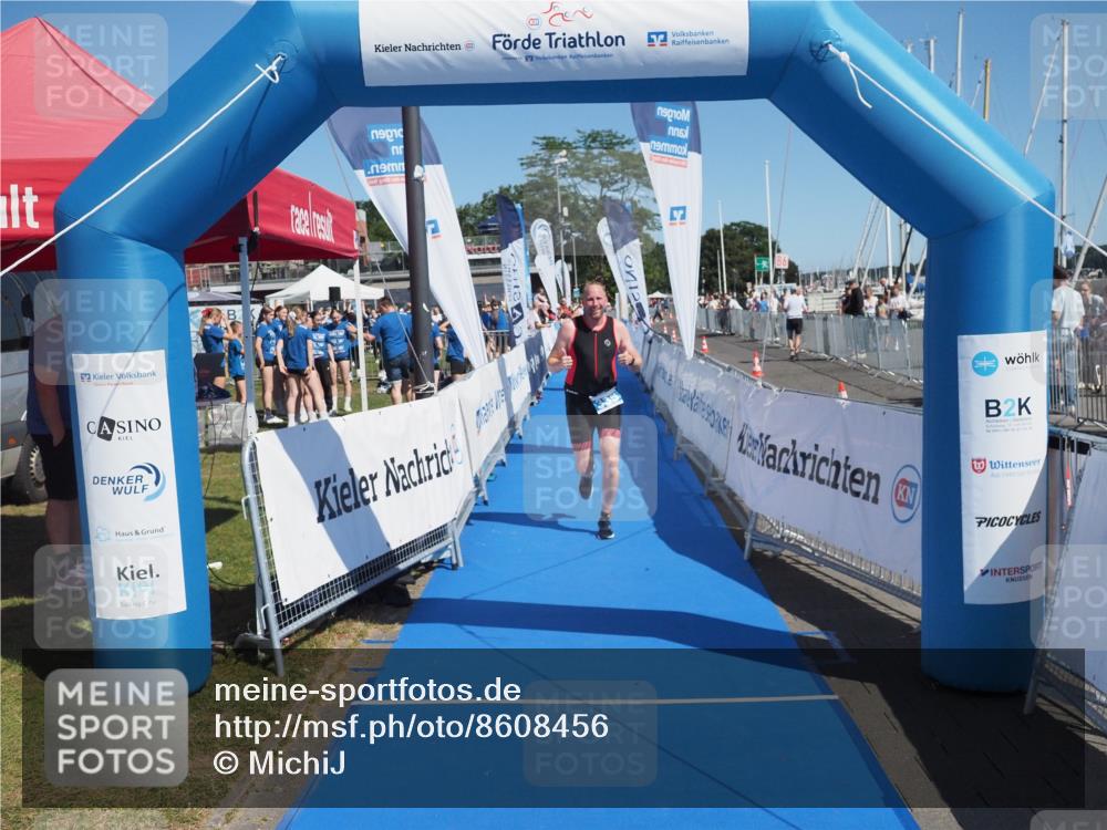 17.08.2025 - KN Förde Triathlon 2025 MichiJ http://msf.ph/oto/8608456 17.08.2025 12:27:13 Laufen 335 meine-sportfotos.de