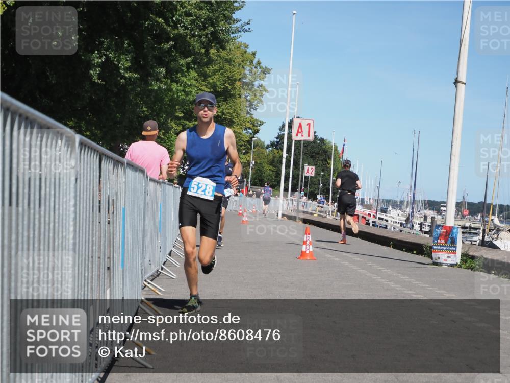 17.08.2025 - KN Förde Triathlon 2025 KatJ http://msf.ph/oto/8608476 17.08.2025 13:57:35 Laufen 525, 528 meine-sportfotos.de