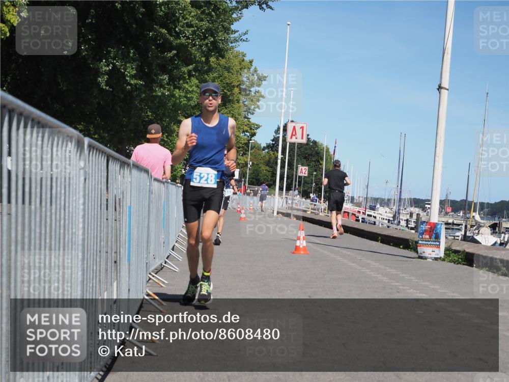 17.08.2025 - KN Förde Triathlon 2025 KatJ http://msf.ph/oto/8608480 17.08.2025 13:57:35 Laufen 525, 528 meine-sportfotos.de
