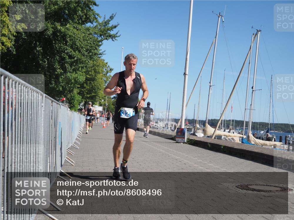 17.08.2025 - KN Förde Triathlon 2025 KatJ http://msf.ph/oto/8608496 17.08.2025 12:02:22 Laufen 312, 327 meine-sportfotos.de