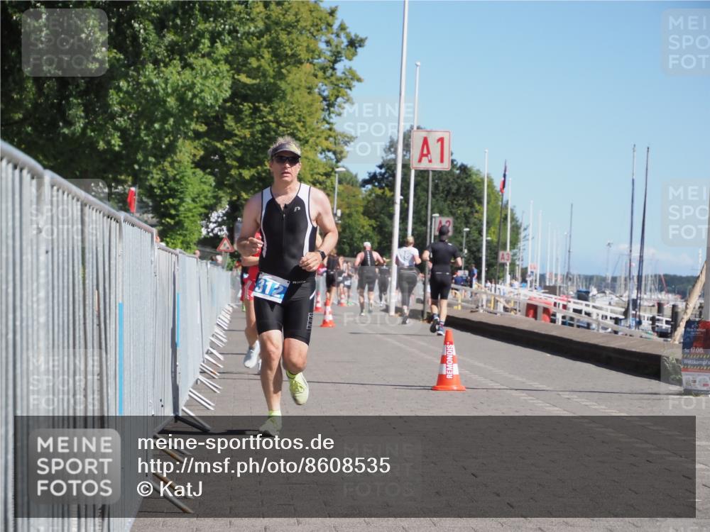 17.08.2025 - KN Förde Triathlon 2025 KatJ http://msf.ph/oto/8608535 17.08.2025 12:02:27 Laufen 312, 606, 628 meine-sportfotos.de