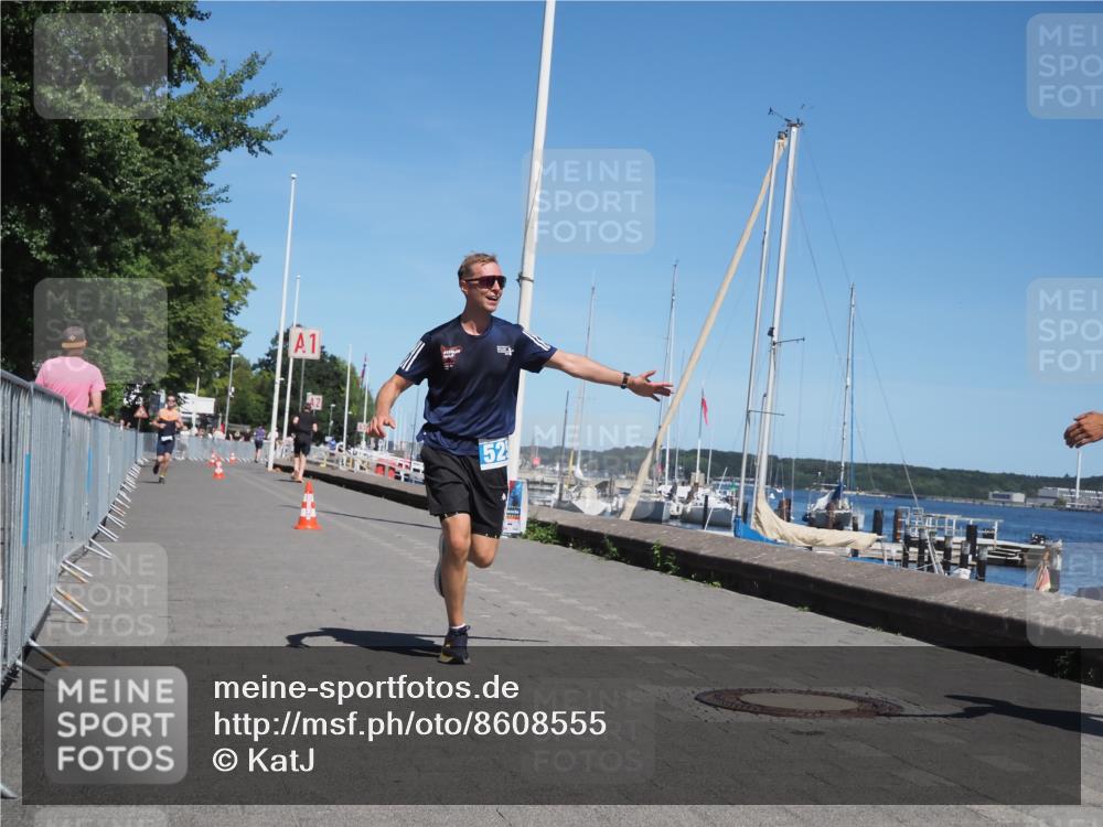 17.08.2025 - KN Förde Triathlon 2025 KatJ http://msf.ph/oto/8608555 17.08.2025 13:57:39 Laufen 525, 528 meine-sportfotos.de