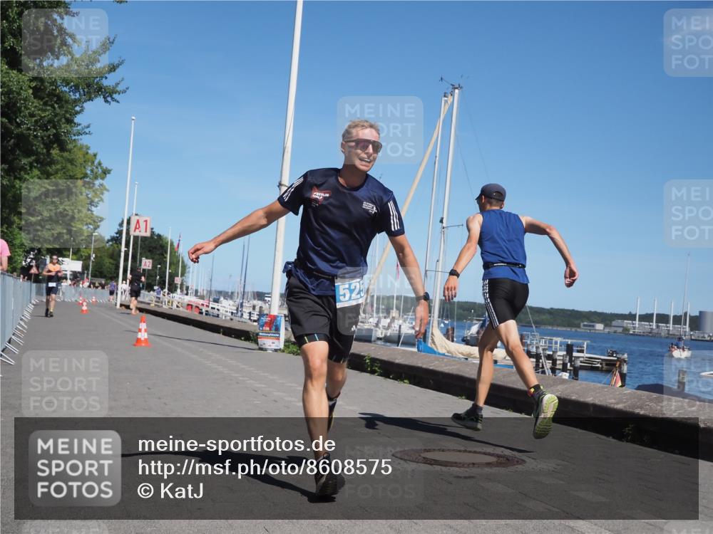 17.08.2025 - KN Förde Triathlon 2025 KatJ http://msf.ph/oto/8608575 17.08.2025 13:57:40 Laufen 525 meine-sportfotos.de