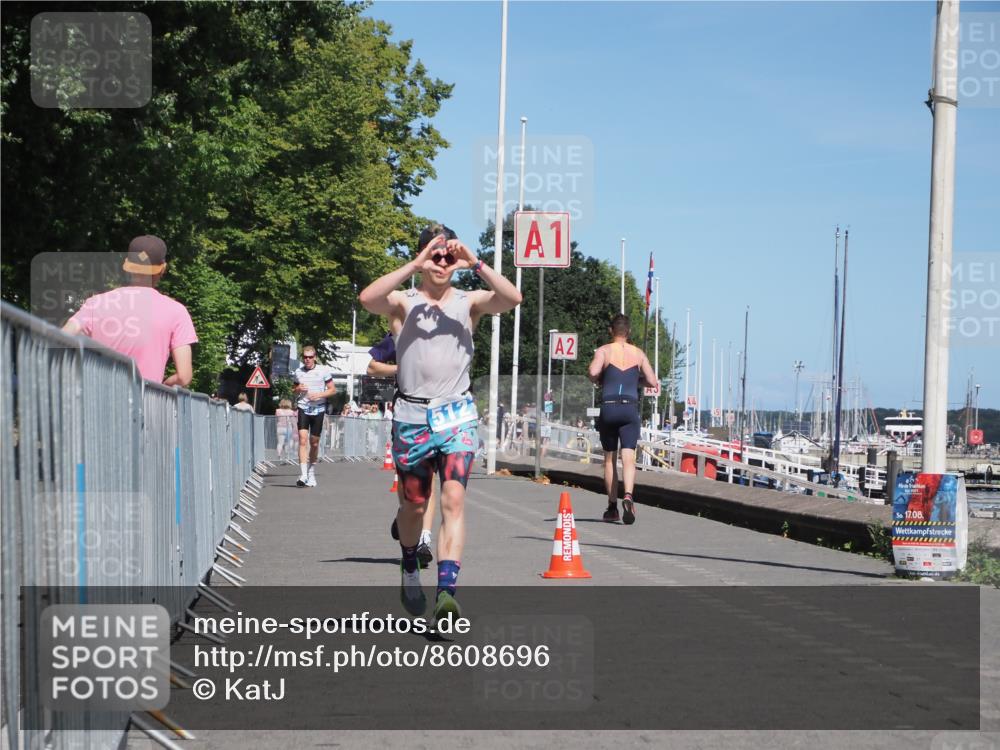 17.08.2025 - KN Förde Triathlon 2025 KatJ http://msf.ph/oto/8608696 17.08.2025 13:58:07 Laufen 512, 516 meine-sportfotos.de
