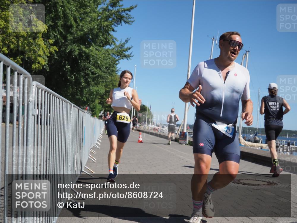 17.08.2025 - KN Förde Triathlon 2025 KatJ http://msf.ph/oto/8608724 17.08.2025 12:02:38 Laufen 323, 332, 606, 629 meine-sportfotos.de