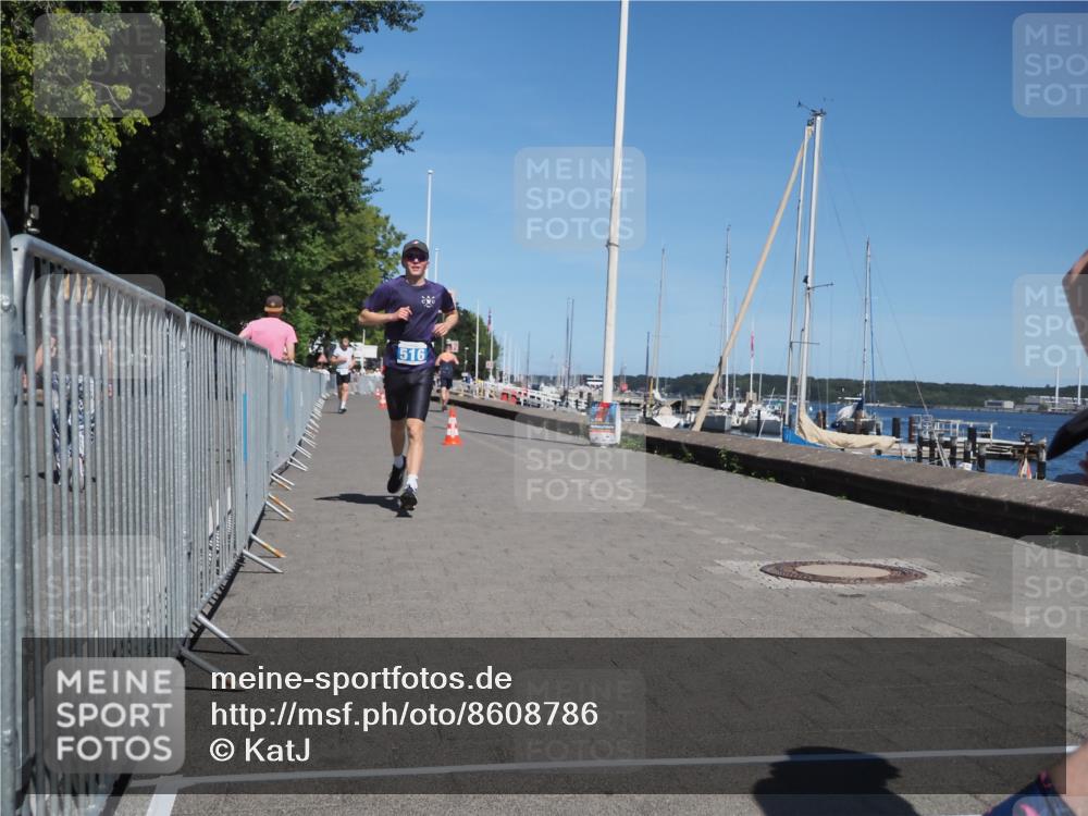 17.08.2025 - KN Förde Triathlon 2025 KatJ http://msf.ph/oto/8608786 17.08.2025 13:58:11 Laufen 512, 516 meine-sportfotos.de