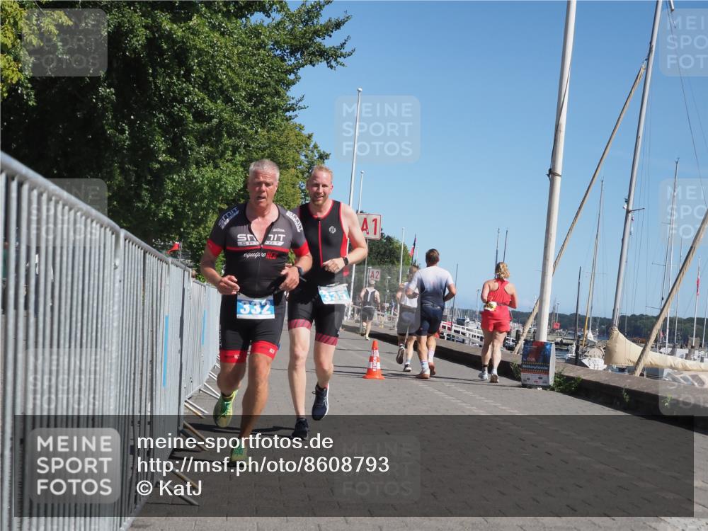 17.08.2025 - KN Förde Triathlon 2025 KatJ http://msf.ph/oto/8608793 17.08.2025 12:02:46 Laufen 303, 332, 335 meine-sportfotos.de