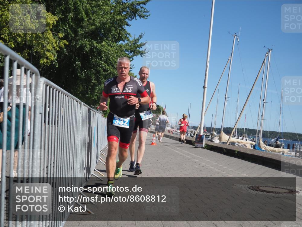17.08.2025 - KN Förde Triathlon 2025 KatJ http://msf.ph/oto/8608812 17.08.2025 12:02:47 Laufen 303, 332, 335 meine-sportfotos.de