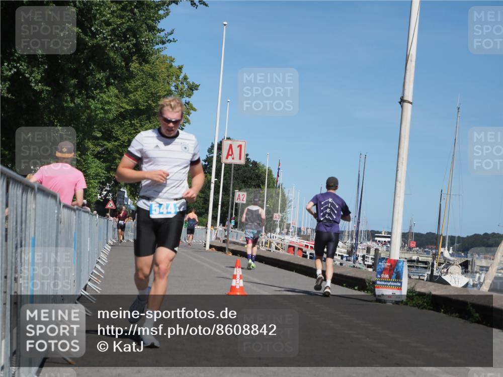 17.08.2025 - KN Förde Triathlon 2025 KatJ http://msf.ph/oto/8608842 17.08.2025 13:58:21 Laufen 544 meine-sportfotos.de