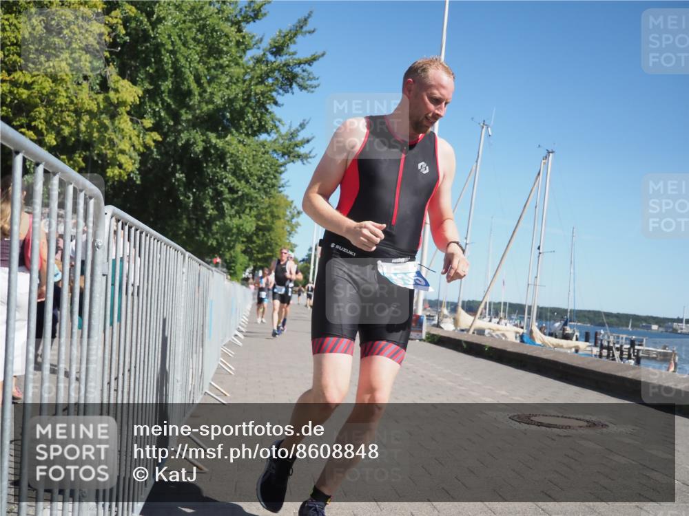 17.08.2025 - KN Förde Triathlon 2025 KatJ http://msf.ph/oto/8608848 17.08.2025 12:02:49 Laufen 303, 332, 335, 351 meine-sportfotos.de