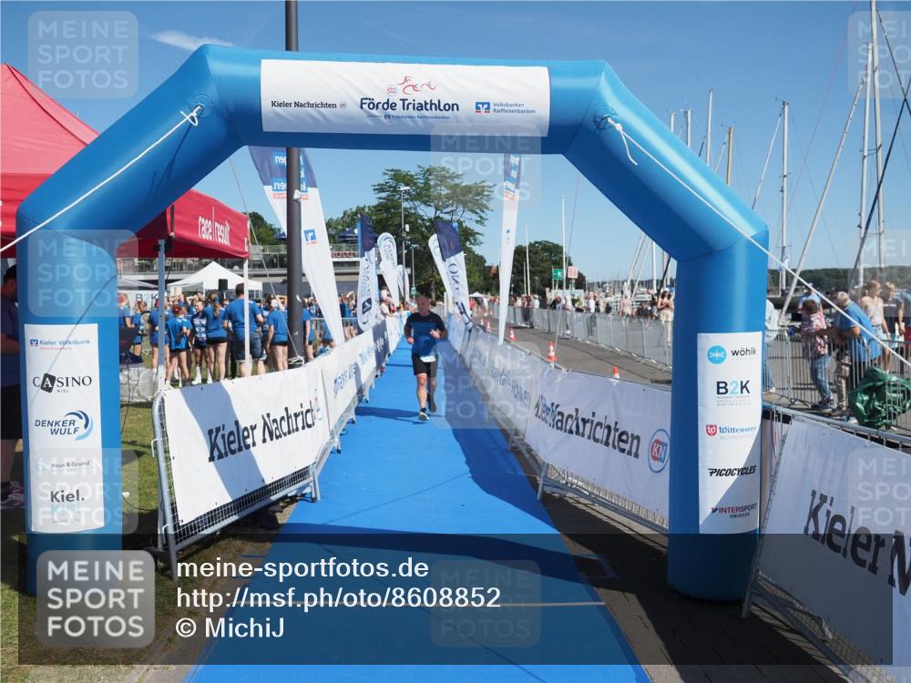 17.08.2025 - KN Förde Triathlon 2025 MichiJ http://msf.ph/oto/8608852 17.08.2025 12:28:52 Laufen 349 meine-sportfotos.de