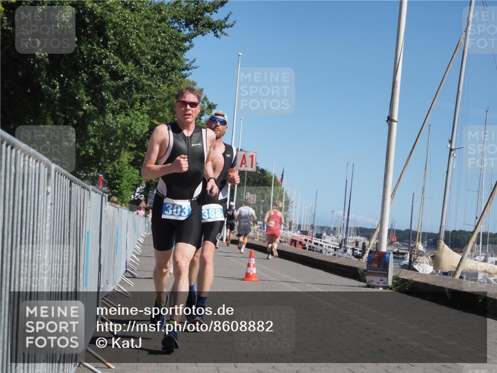 17.08.2025 - KN Förde Triathlon 2025 KatJ http://msf.ph/oto/8608882 17.08.2025 12:02:52 Laufen 303, 351 meine-sportfotos.de