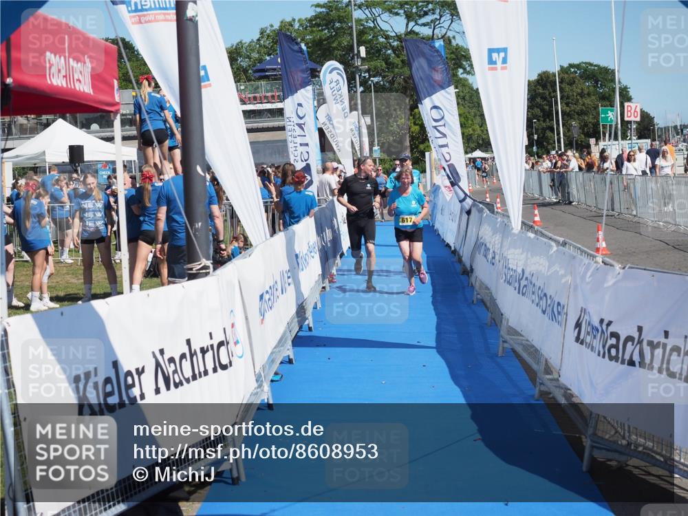 17.08.2025 - KN Förde Triathlon 2025 MichiJ http://msf.ph/oto/8608953 17.08.2025 12:32:15 Laufen 617 meine-sportfotos.de