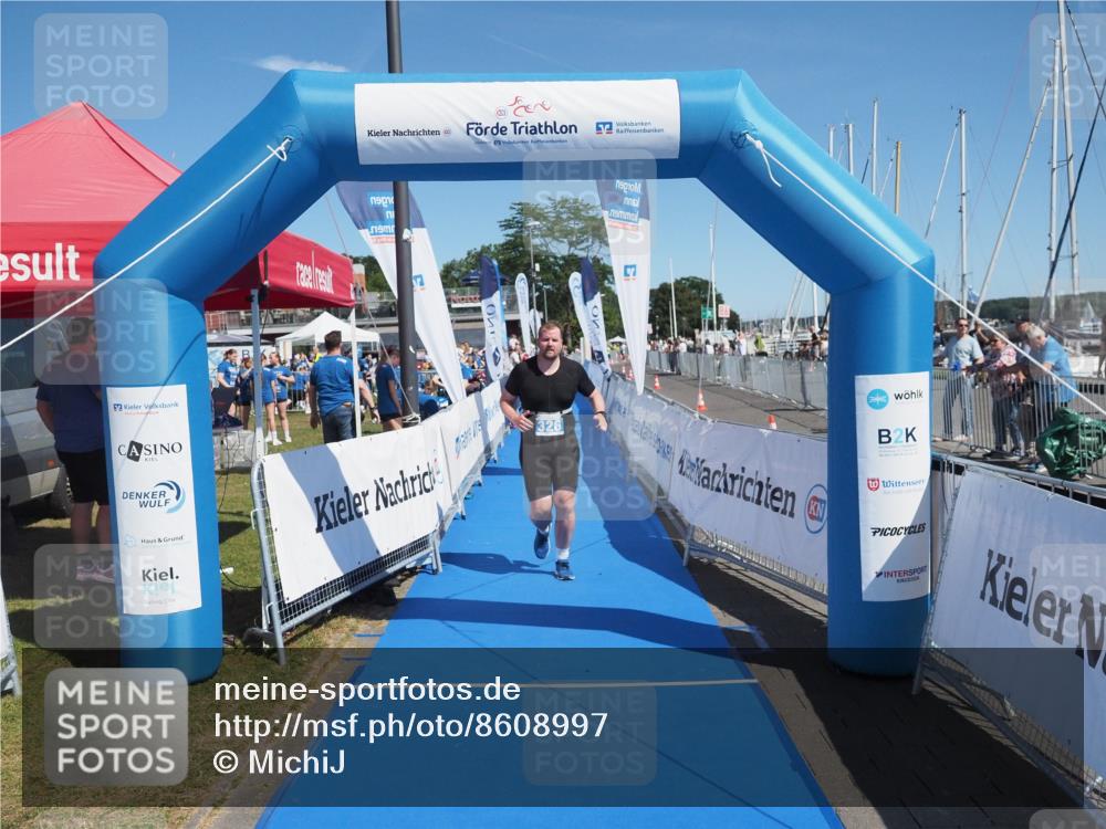 17.08.2025 - KN Förde Triathlon 2025 MichiJ http://msf.ph/oto/8608997 17.08.2025 12:29:14 Laufen 326 meine-sportfotos.de