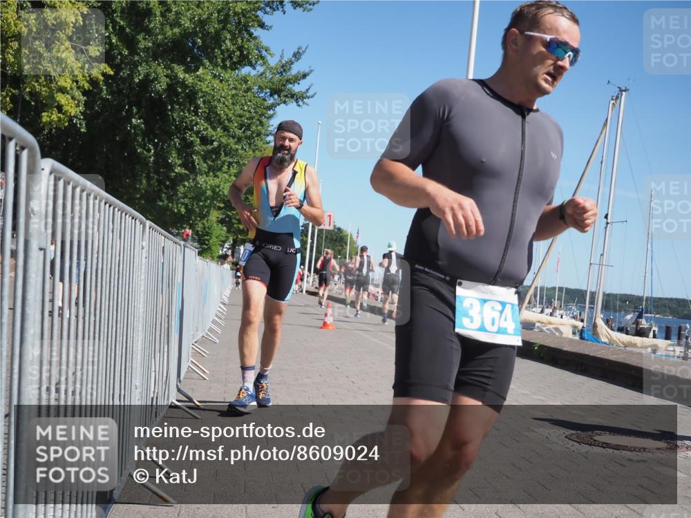 17.08.2025 - KN Förde Triathlon 2025 KatJ http://msf.ph/oto/8609024 17.08.2025 12:03:02 Laufen 310, 364 meine-sportfotos.de